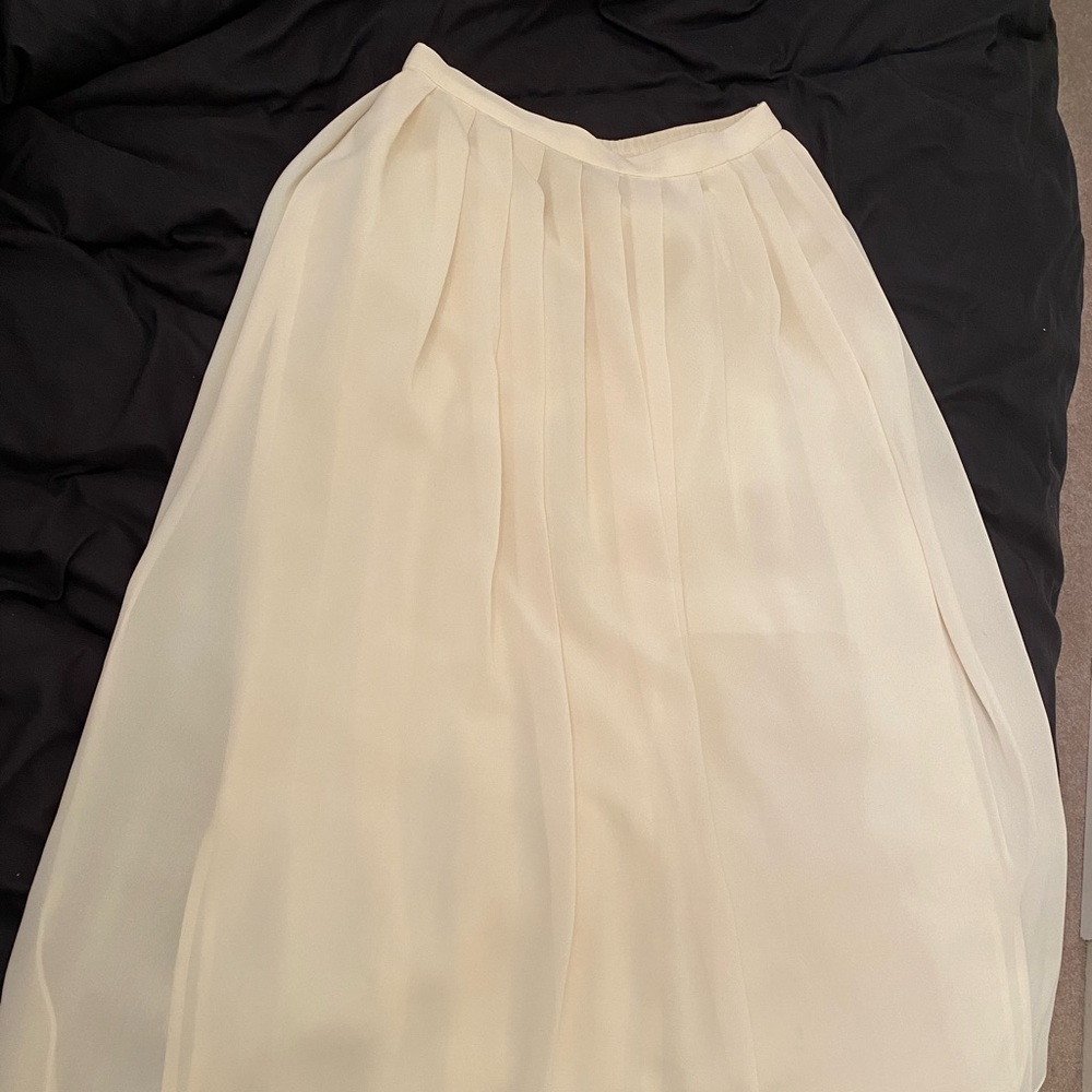 Maggy London Chiffon Pleated Midi Skirt